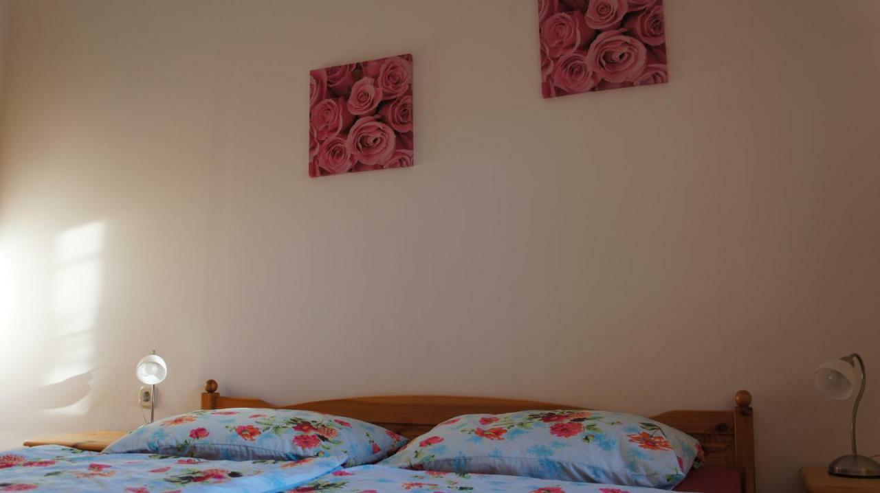 Ivo Apartments Rogoznica  Luaran gambar